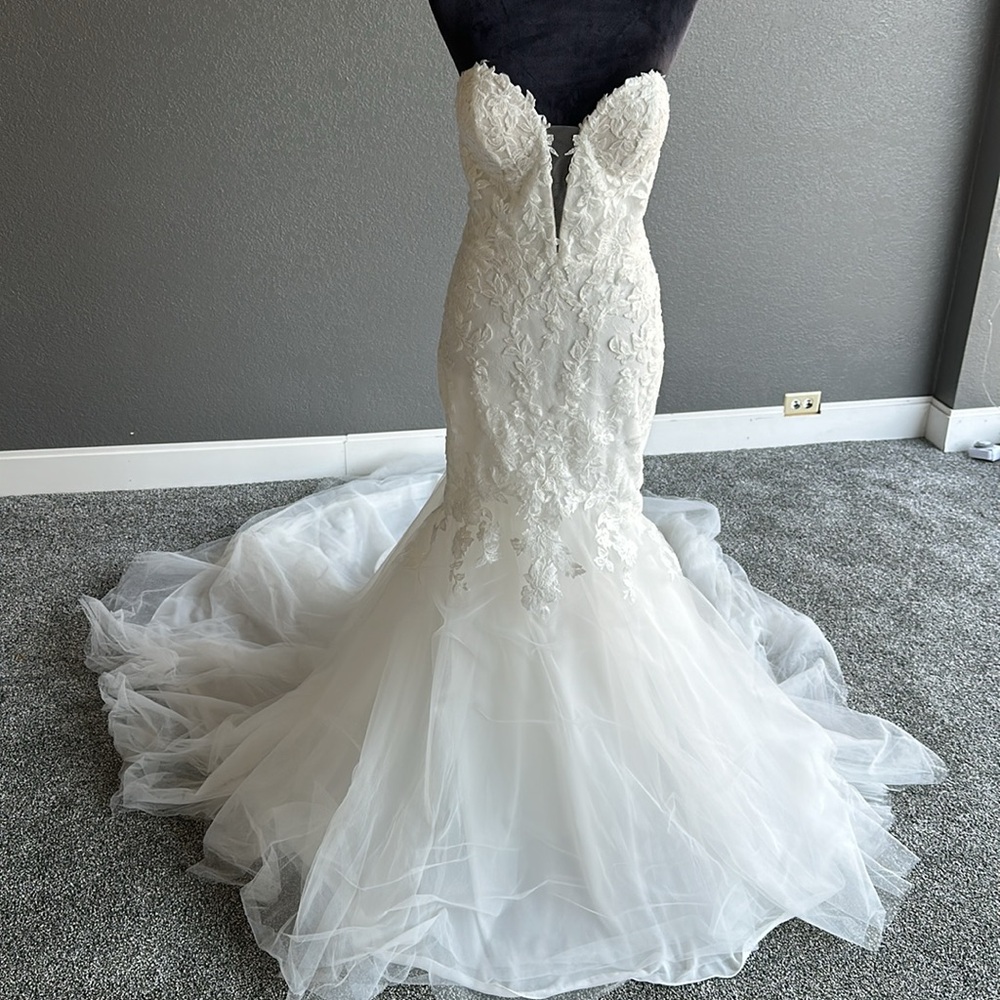 Pronovias wedding dress